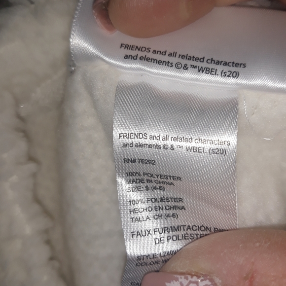 Friends two piece Christmas sleepwear size small - Picture 7 of 7